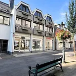 Apartment - Balkon, Nähe Dü-messe Und Airport *