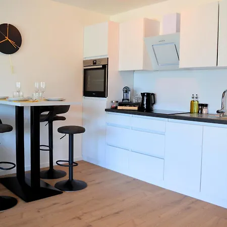 Ratingen-Altstadt - Naehe Airport - Balkon - Smart Tv - Waschmaschine