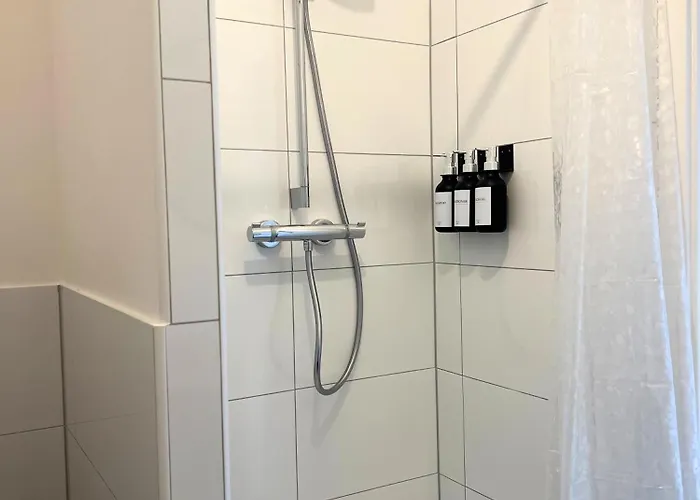 - Balkon, Naehe Due-messe Und Airport Appartement