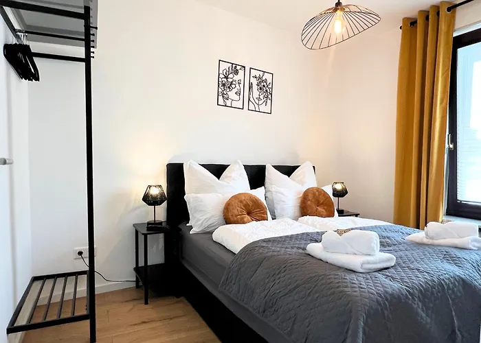 - Balkon, Naehe Due-messe Und Airport Appartement *